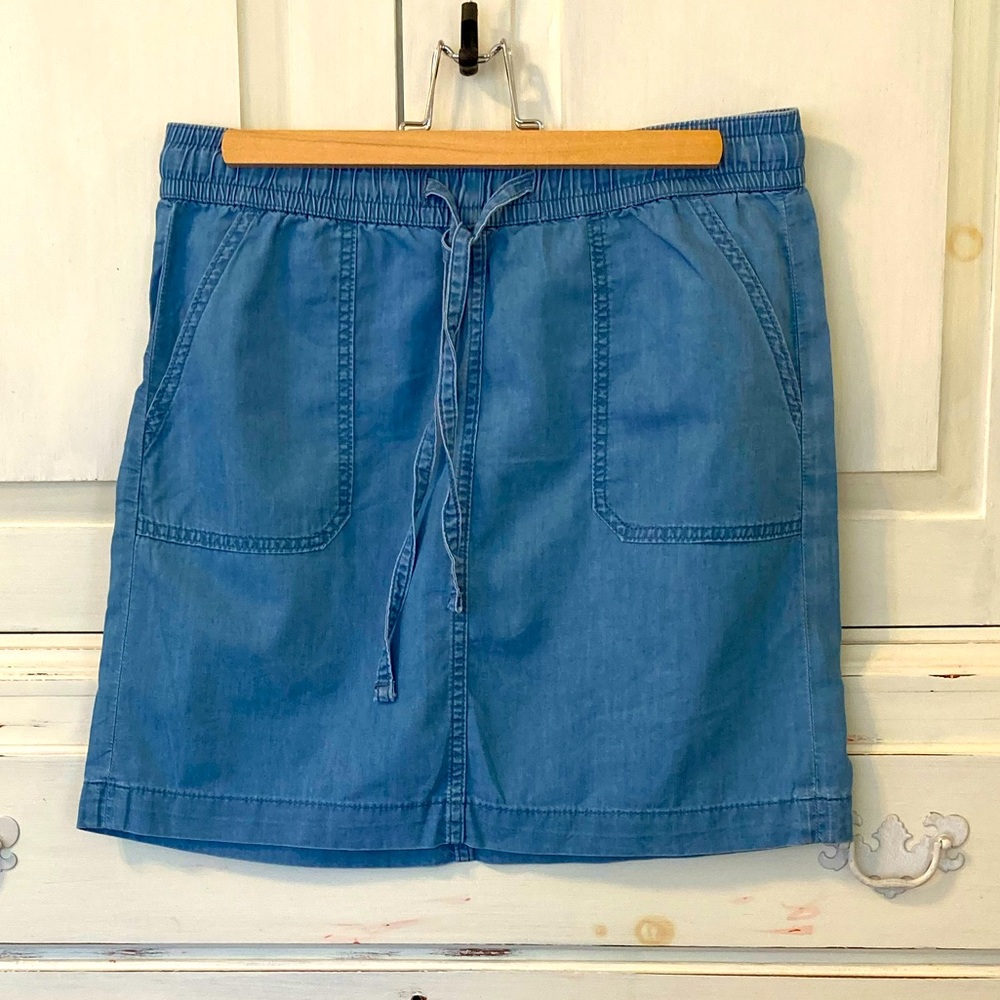 Tommy Hilfiger skirt